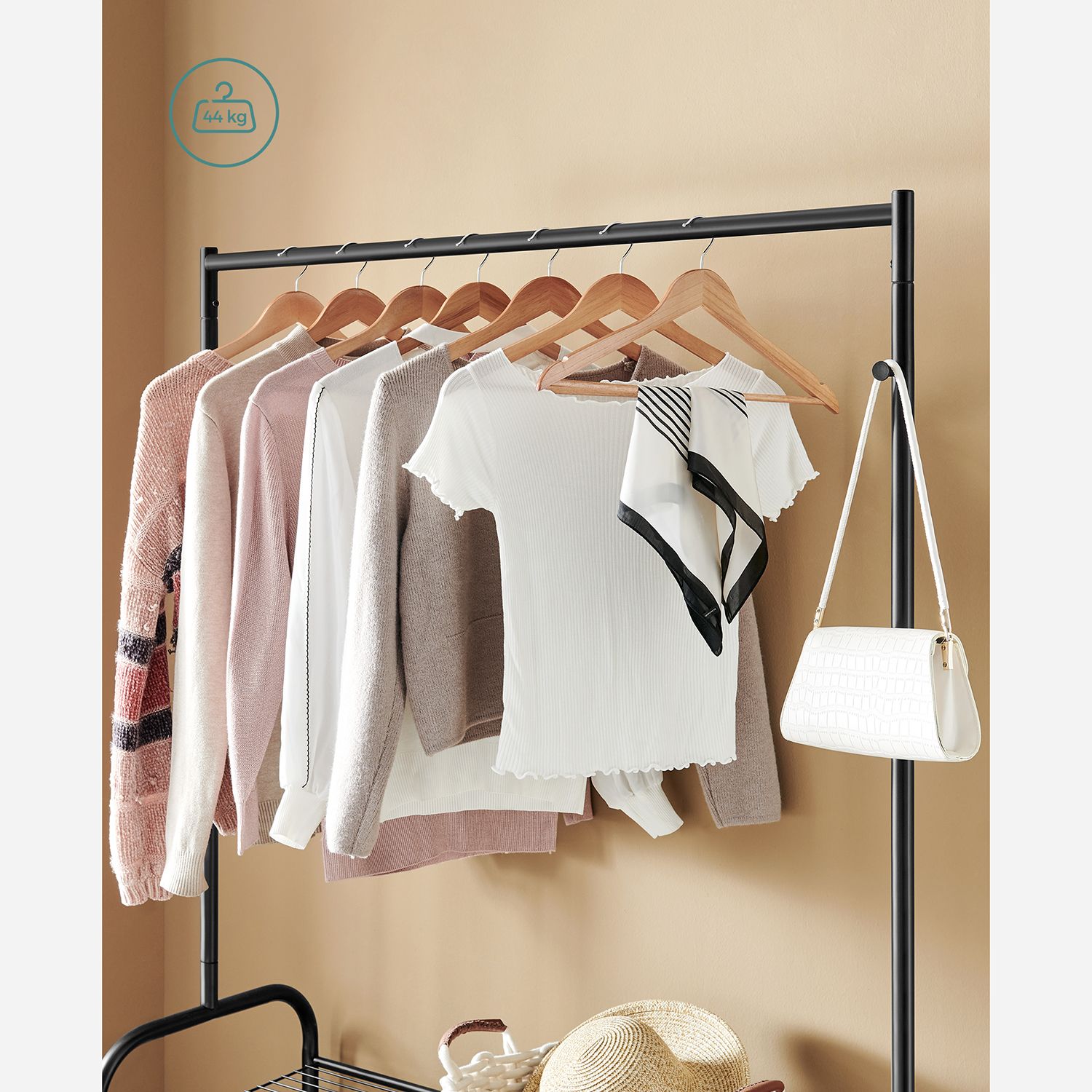 Drabužių stovas su batų laikikliu