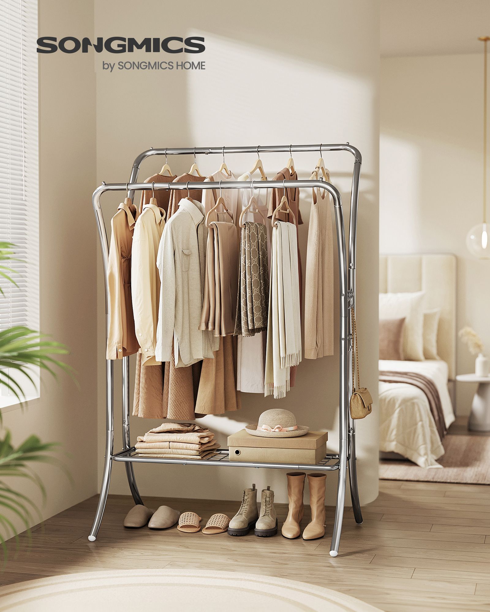 Spinta su 6 kabliukais ir lentynomis