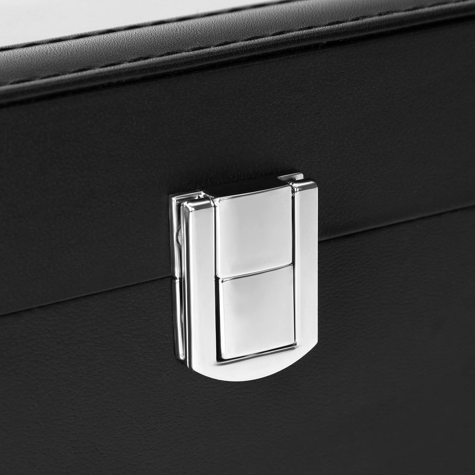 Laikrodžių dėžutė iš šono