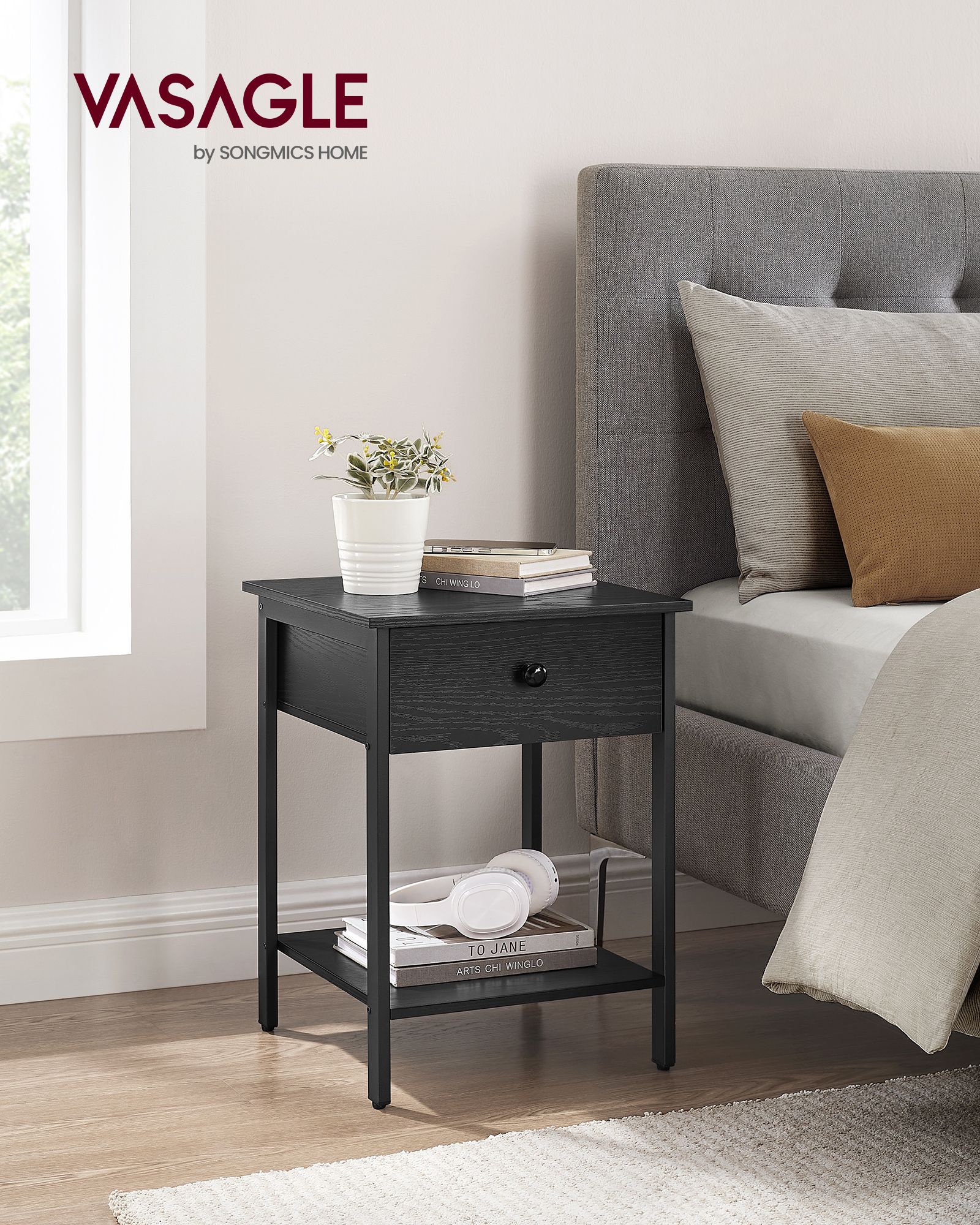 Šoninis staliukas - vaizdas 1