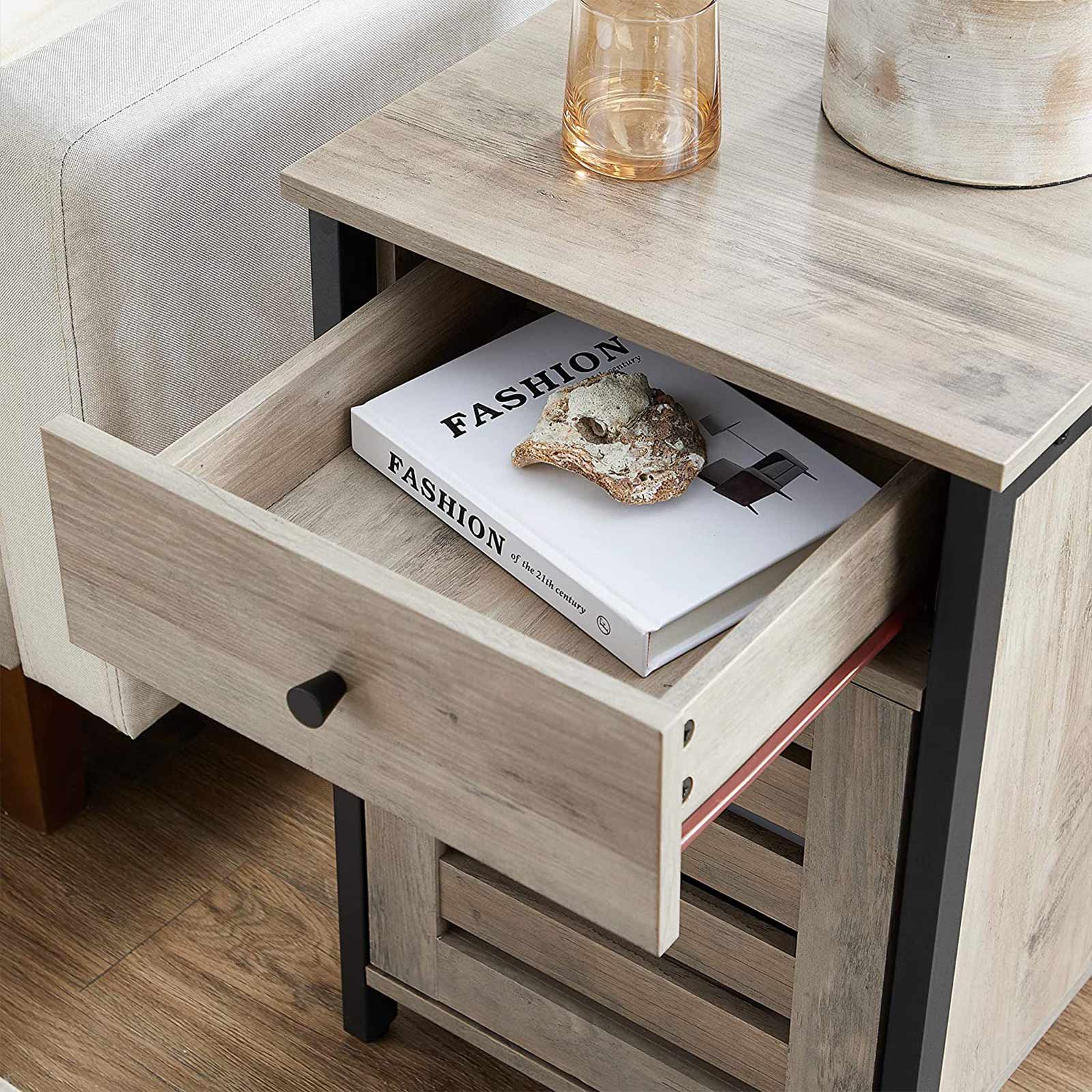 VASAGLE Nachtschrank, mit Schublade, Beistelltisch mit Lamellentür, für