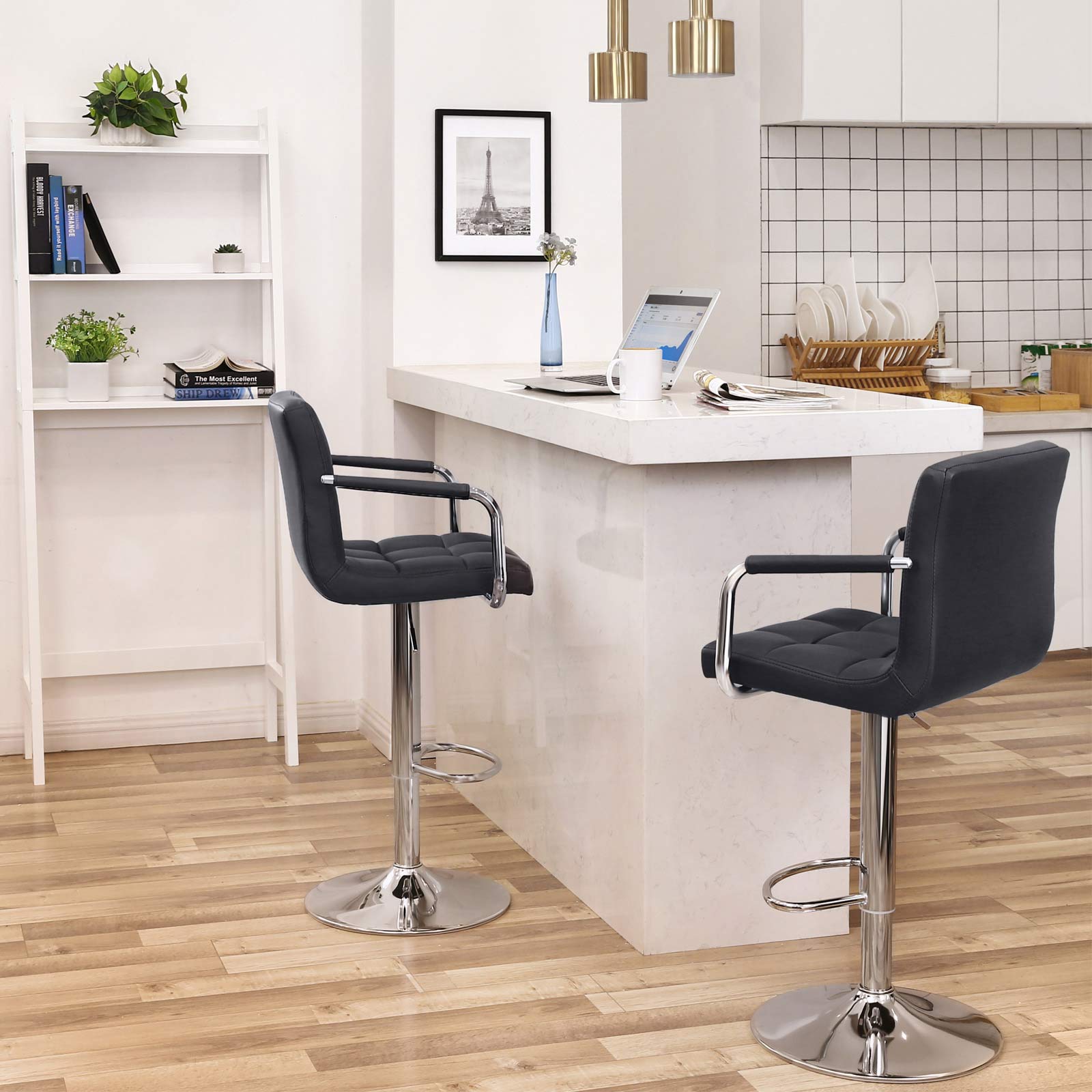 Baro kėdės su porankiais