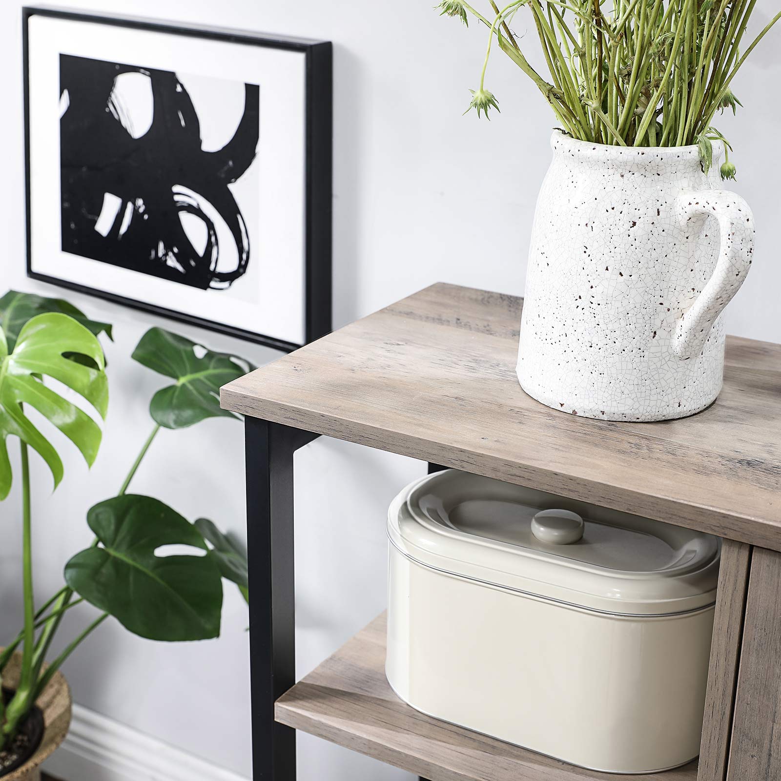 Sideboard mit 3 offenen Ablagen