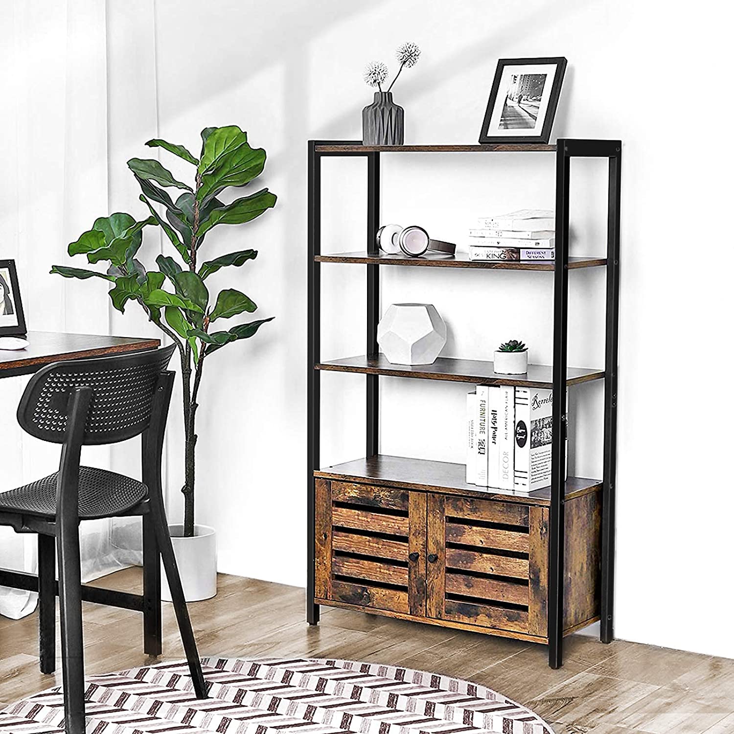 VASAGLE Bücherschrank Kommode Schrank Bücherregal im Industrie-Design mit 3 Ablagen 2 Lamellentüren Wohnzimmer Arbeitszimmer Schlafzimmer 70 x
