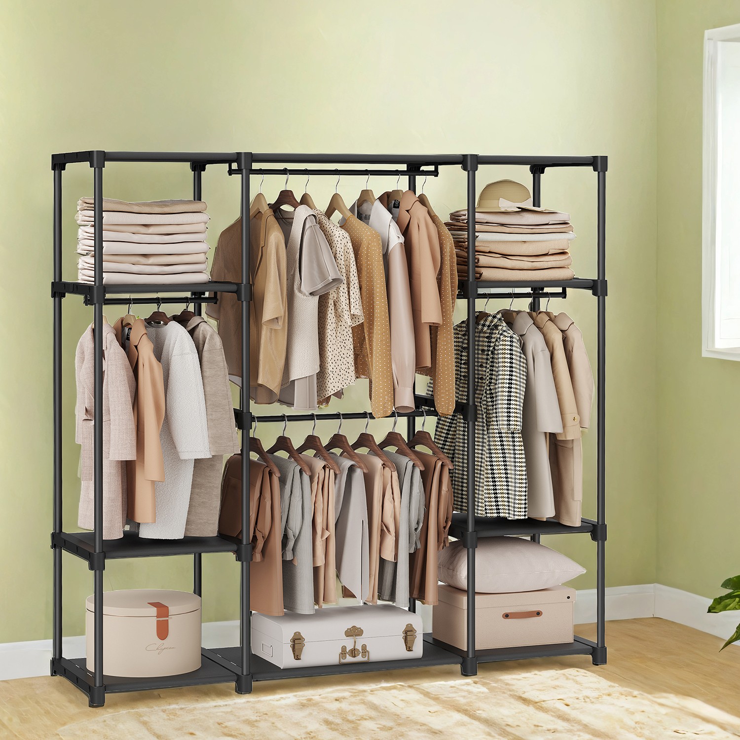 Kleiderschrank offen, Kleiderständer, Kleiderstange